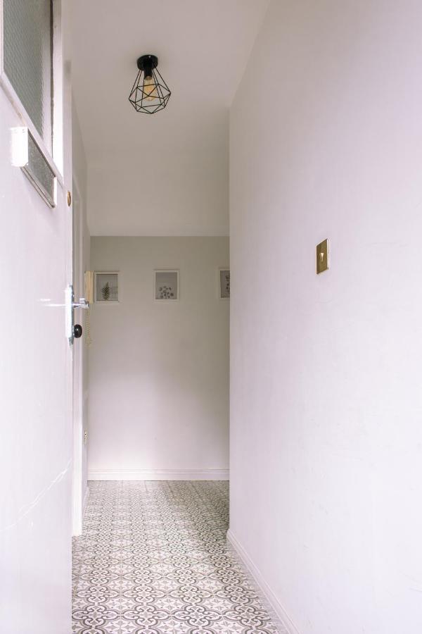 Nice 4 Bedroom Apartment Near City Centre 2-Min Walk To Metro !! Business & Family Friendly!! ลอนดอน ภายนอก รูปภาพ