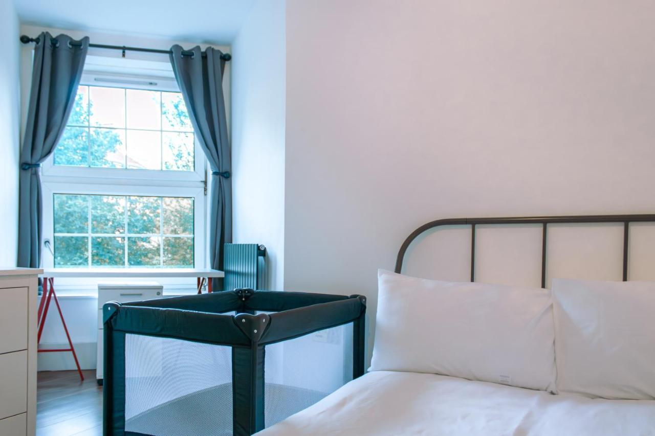 Nice 4 Bedroom Apartment Near City Centre 2-Min Walk To Metro !! Business & Family Friendly!! ลอนดอน ภายนอก รูปภาพ